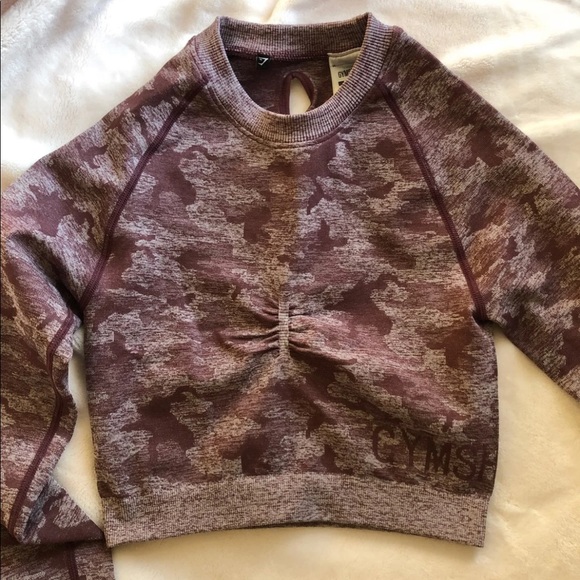 GYMSHARK CAMO SEAMLESS TOP - Picture 3 of 3